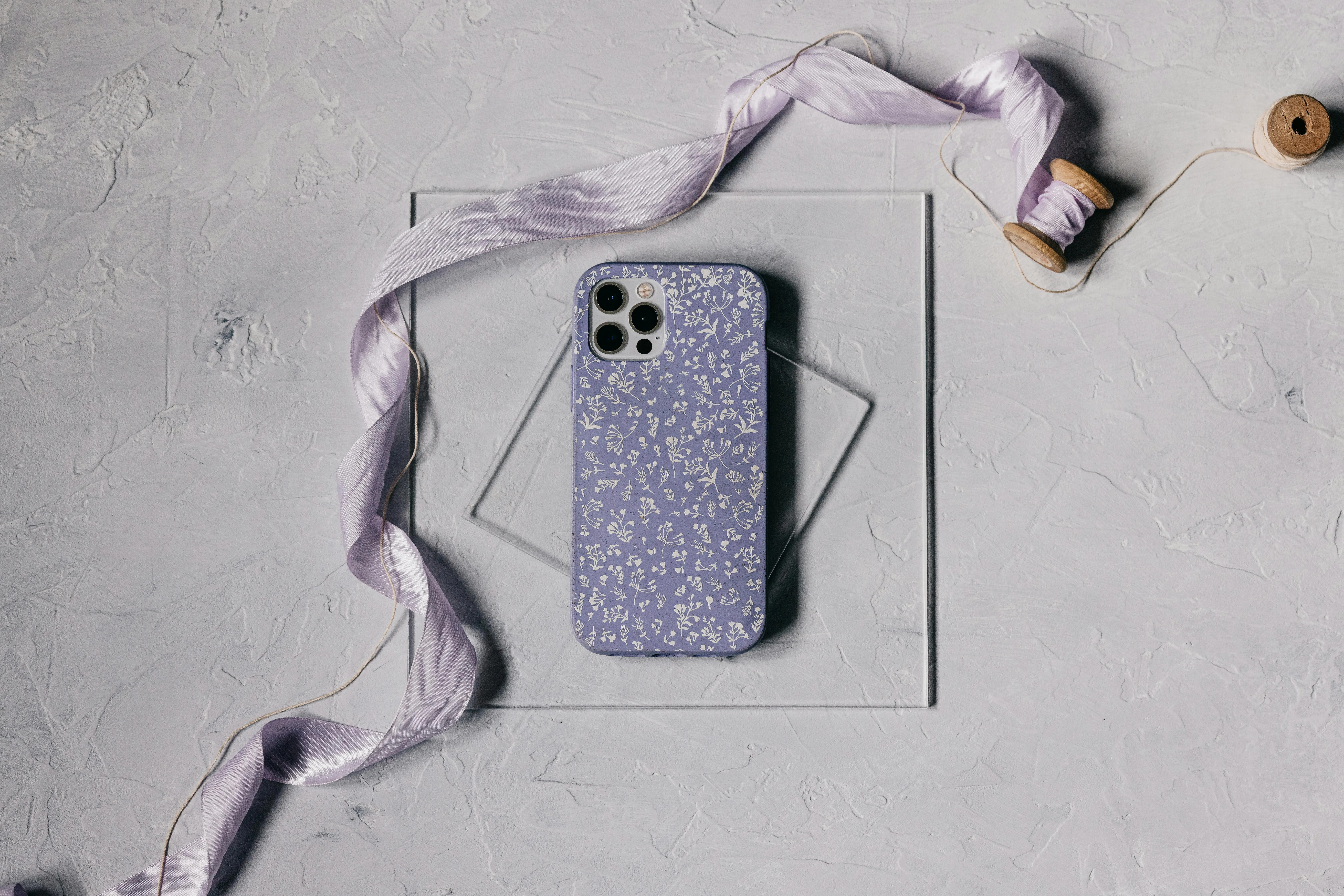 Coques personnalisées (iPhone & Samsung) : l’idée cadeau incontournable pour 2025